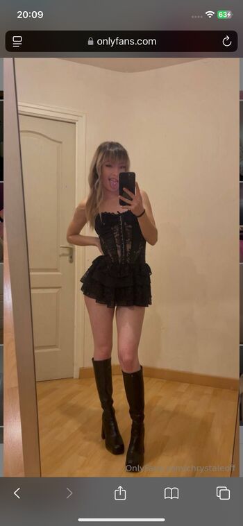 Full leaked Chrystaleoff private onlyfans photo