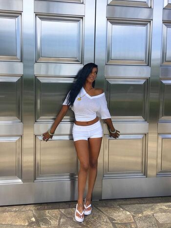 Full leaked Chxrry private onlyfans photo