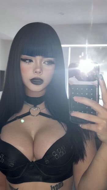 Full leaked Chxrryxblossom private onlyfans photo