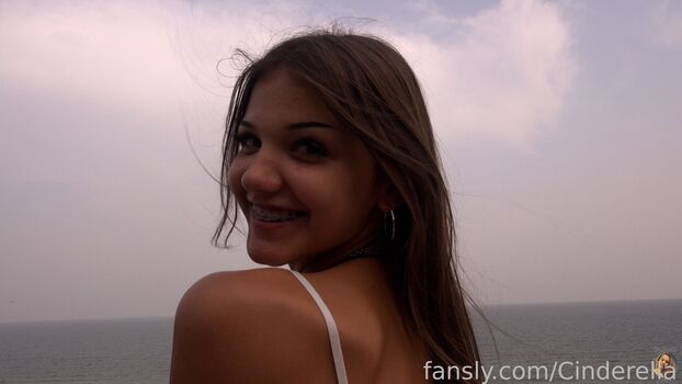 Full leaked Cinderella girl  page private onlyfans photo