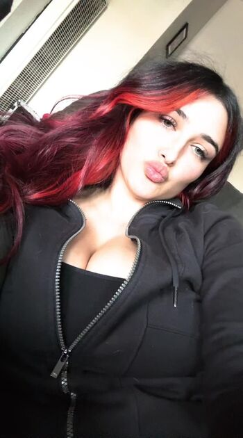 Full leaked Cinnamoon alien private onlyfans photo