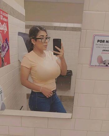 Full leaked Cinthia de leon page private onlyfans photo