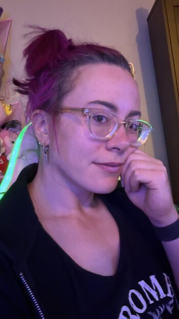 Full leaked Claire max  page private onlyfans photo