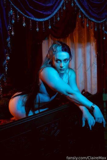 Full leaked Claire max  page private onlyfans photo