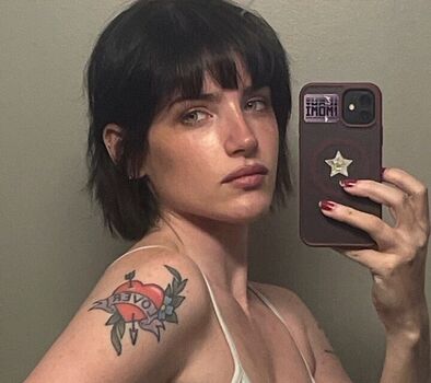 Full leaked Claireyael private onlyfans photo