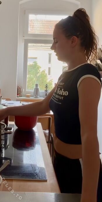 Full leaked Clara hunger private onlyfans photo