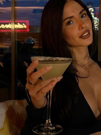 Clarissa Bea