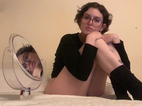 Full leaked Clavel private onlyfans photo