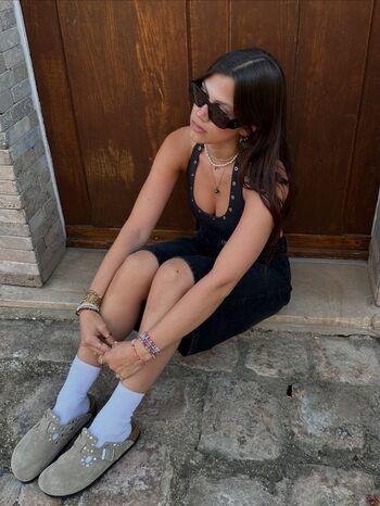Cloe Zzini