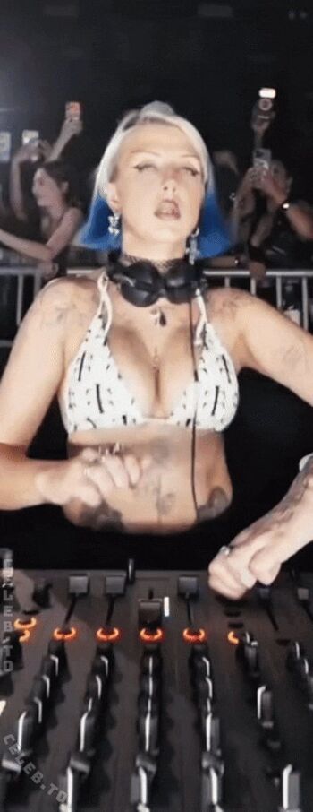 Full leaked Cloudy dj private onlyfans photo