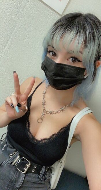 Full leaked Cloudy private onlyfans photo