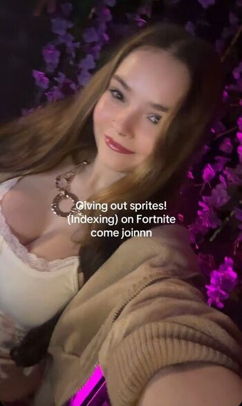 Full leaked Clumsyori private onlyfans photo