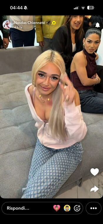 Full leaked Cocacherriw private onlyfans photo