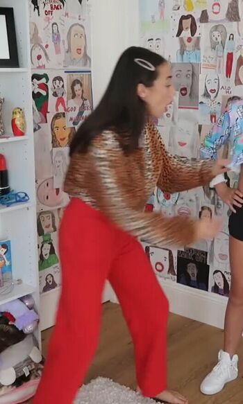 Colleen Ballinger
