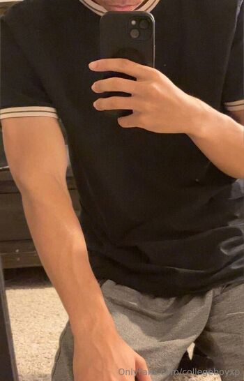 collegeboyxp