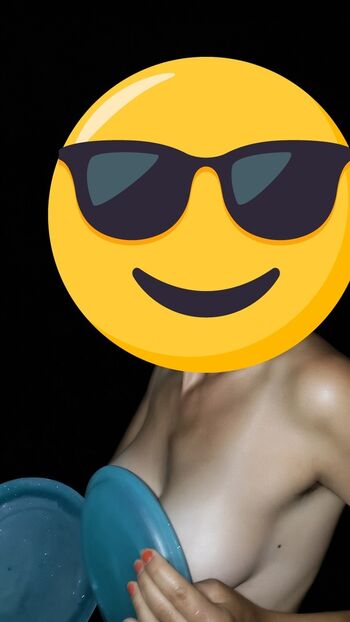 Full leaked Connaissances private onlyfans photo