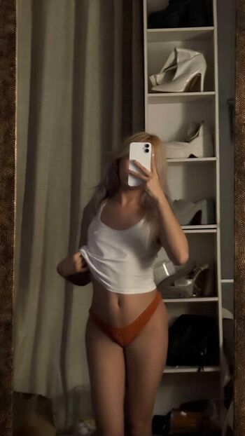 Full leaked Cookie shh private onlyfans photo