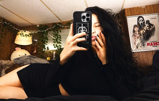 Full leaked Coraauroraa private onlyfans photo