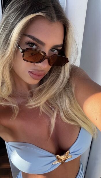 corinaboznea