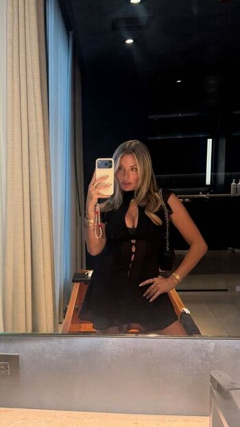 Full leaked Corinna kopf page private onlyfans photo