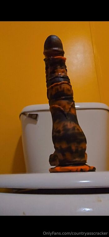 countryasscracker