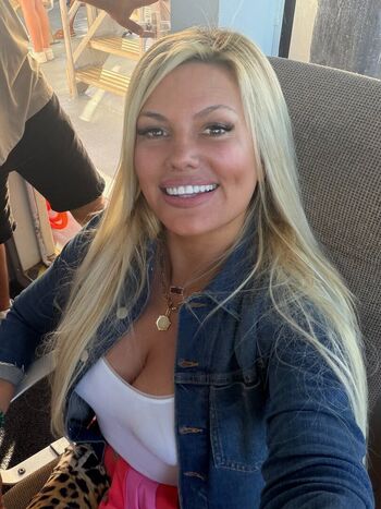 Full leaked Courtney hansen private onlyfans photo