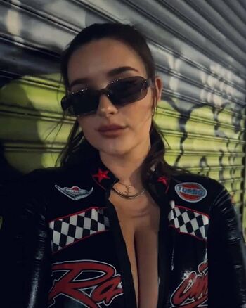 Courtney Tarr