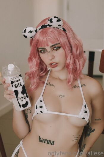 Cow maid cow bikini cosplay leaked photo video viral