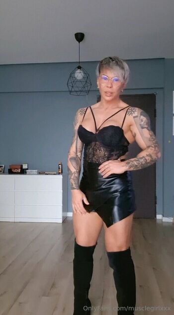 Full leaked Crazyxbody  page private onlyfans photo
