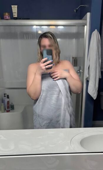 Full leaked Creamy mama private onlyfans photo