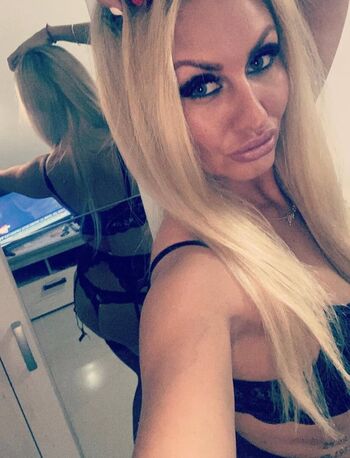 Full leaked Crnogorke private onlyfans photo
