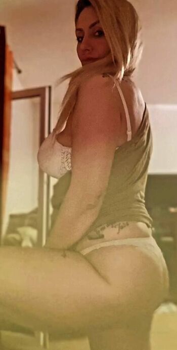 Full leaked Crnogorke private onlyfans photo