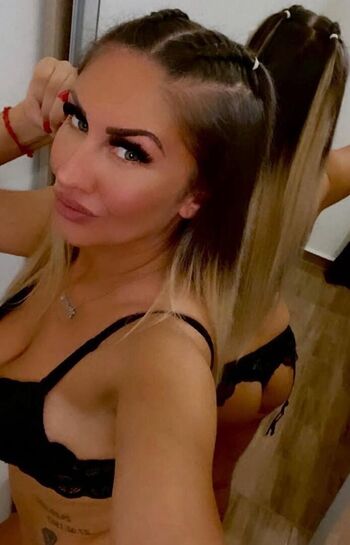 Full leaked Crnogorke private onlyfans photo