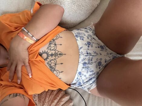 Full leaked Cry baby girl private onlyfans photo