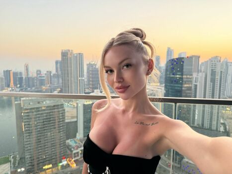 Full leaked Crystallandysh page private onlyfans photo