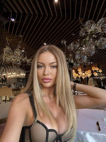 Full leaked Crystallandysh page private onlyfans photo