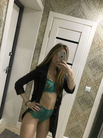 Full leaked Crystallandysh page private onlyfans photo