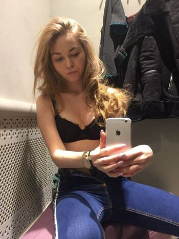 Full leaked Crystallandysh page private onlyfans photo