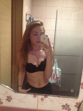 Full leaked Crystallandysh private onlyfans photo