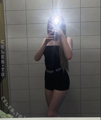 Full leaked Crystalmarykitty private onlyfans photo