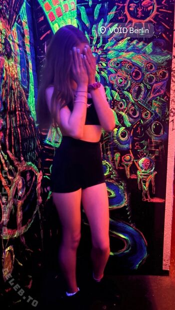Full leaked Crystalmarykitty private onlyfans photo
