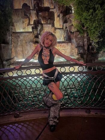 Full leaked Crystals nchantd page private onlyfans photo