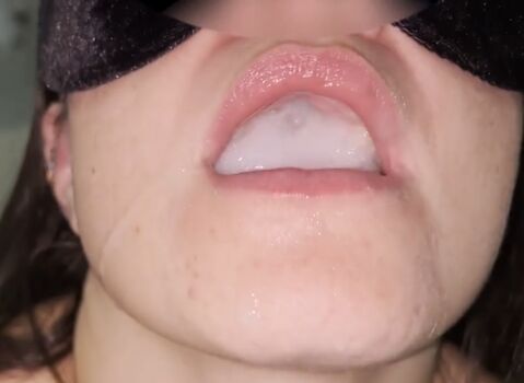Full leaked Cum swallowing private onlyfans photo