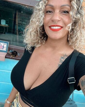 Full leaked Curliiiiiie private onlyfans photo