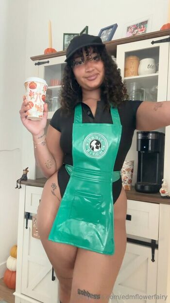 Full leaked Curlybeanraver private onlyfans photo