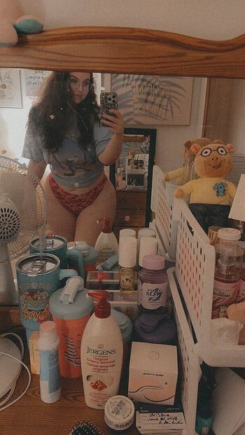 Full leaked Curlyfrycrissy private onlyfans photo