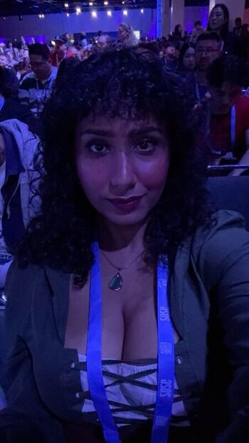 CurlyWurdy