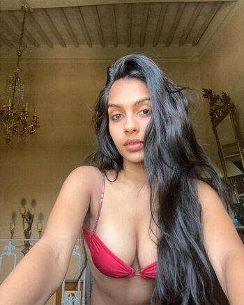Full leaked Curtlykellz private onlyfans photo