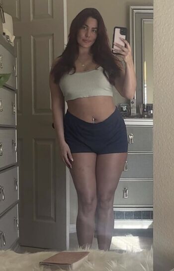 Full leaked Curvy goddesses page private onlyfans photo