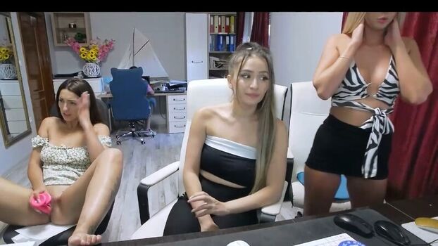 Full leaked Cutekiara private onlyfans photo
